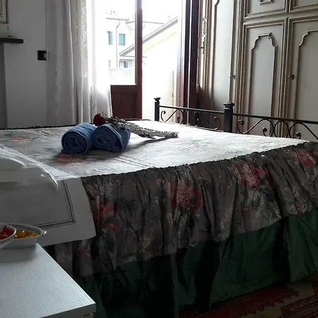 Da Zio Sasa Bed & Breakfast *